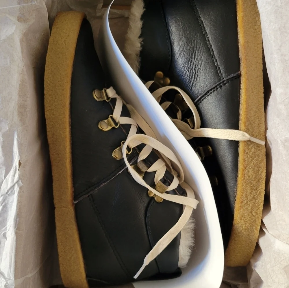 New 41 F-troupe Crepe Sole, Hiking, Black Fur Sheep Boots.